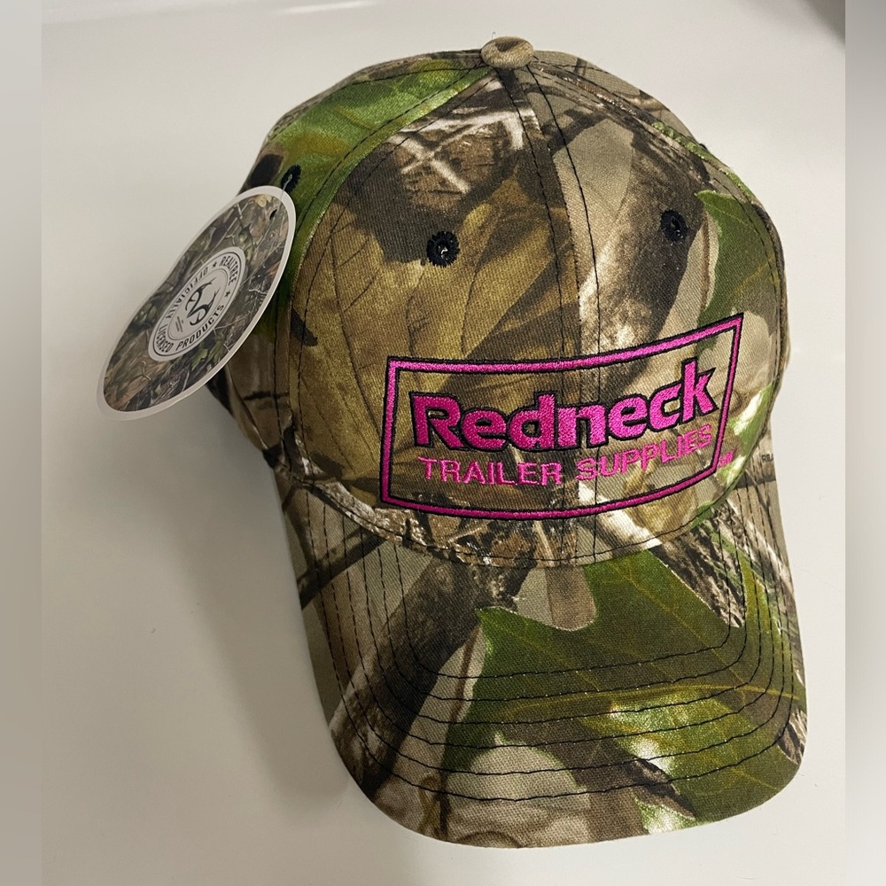 Realtree Redneck Trailer Supplies Camouflage Cap women’s nwt‎